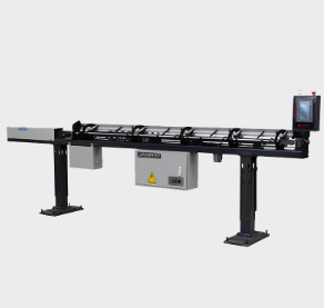 What are the main components of an automatic feeding machine?